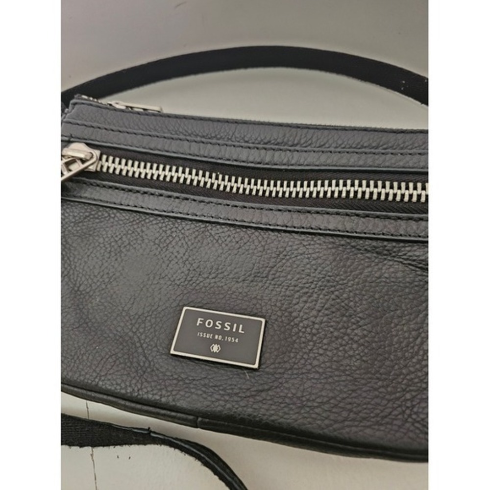 Fossil Dawson Crossbody Bag Small Black Pebbled Leather Issue No. 1954 Utility ~ - Picture 4 of 6